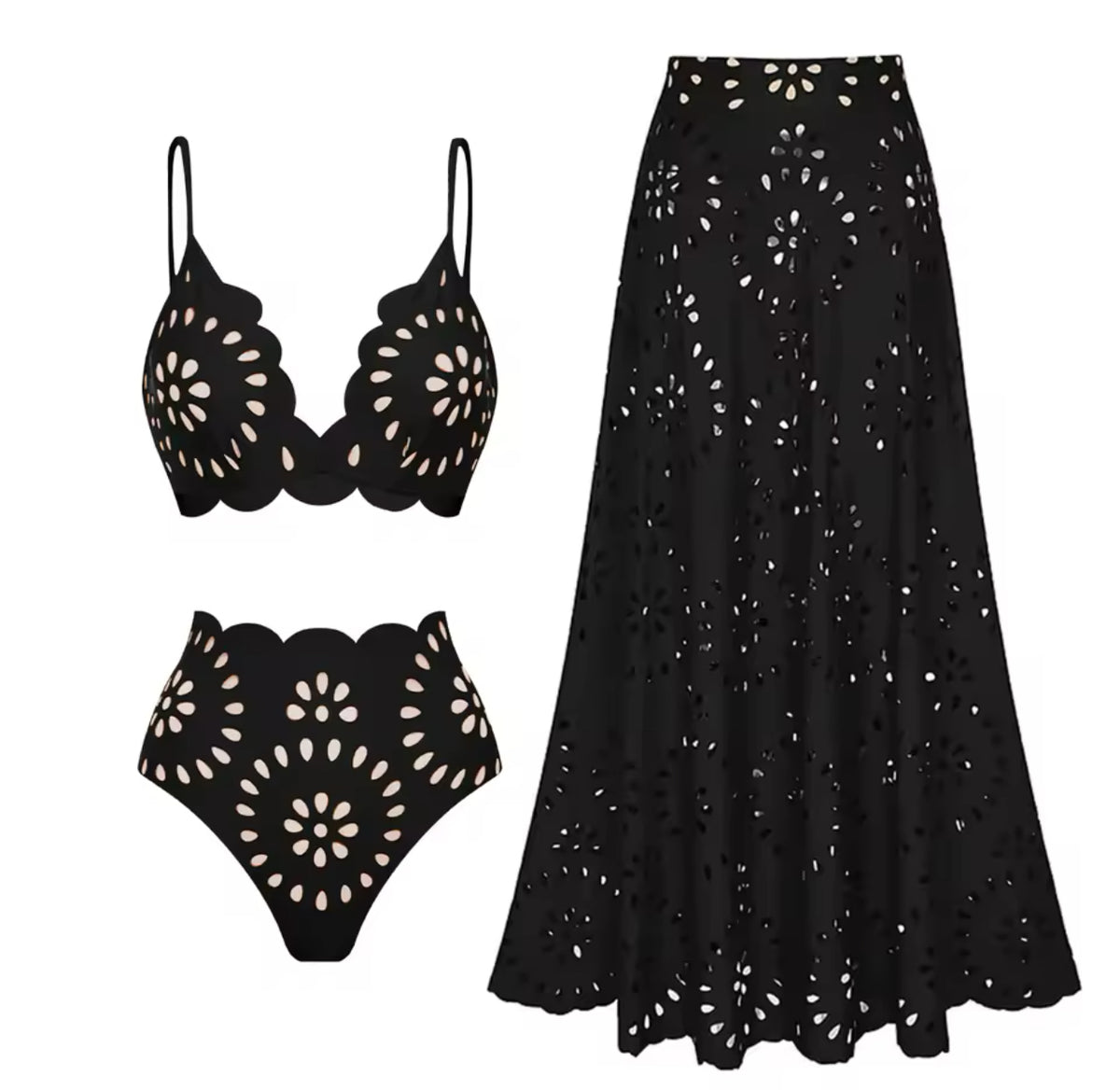Schwarzes Bikini-Set mit passendem Kleid