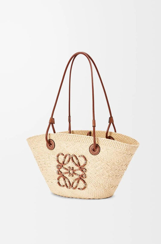 Boho-Strohtasche mit Lederdetails